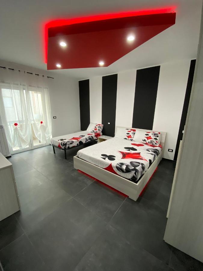 Iris Room Monopoli Luaran gambar
