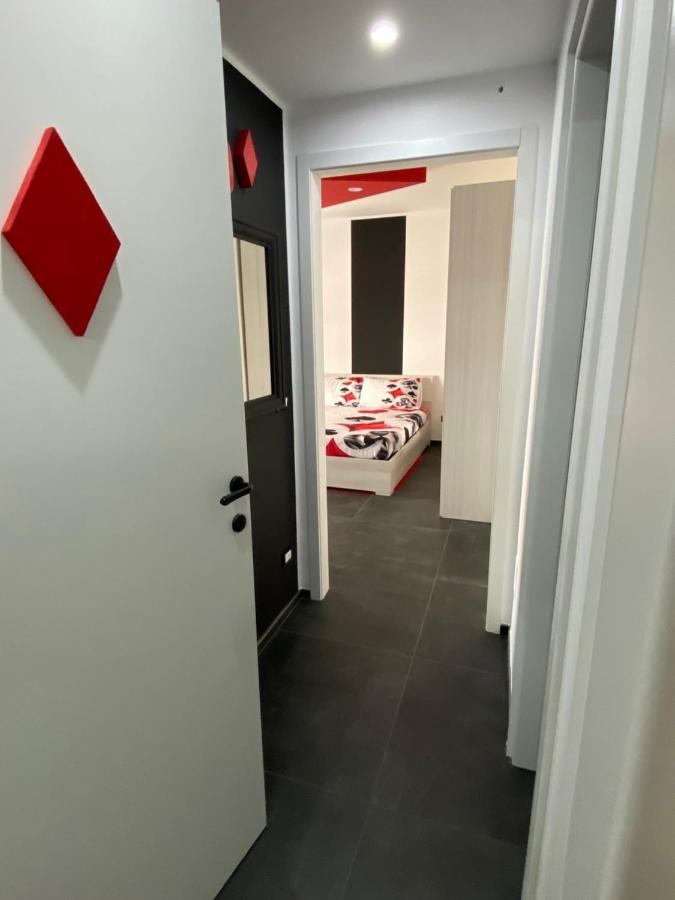 Iris Room Monopoli Luaran gambar