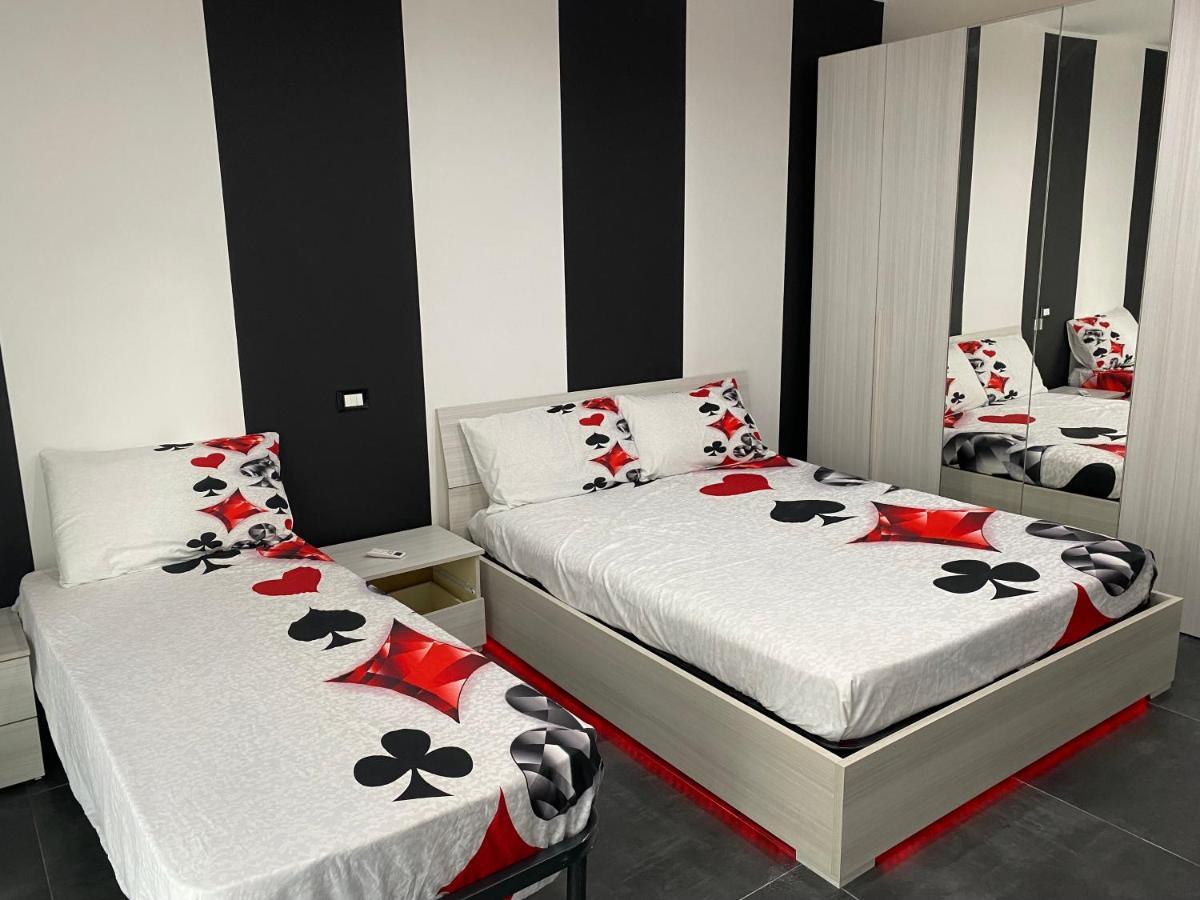 Iris Room Monopoli Luaran gambar