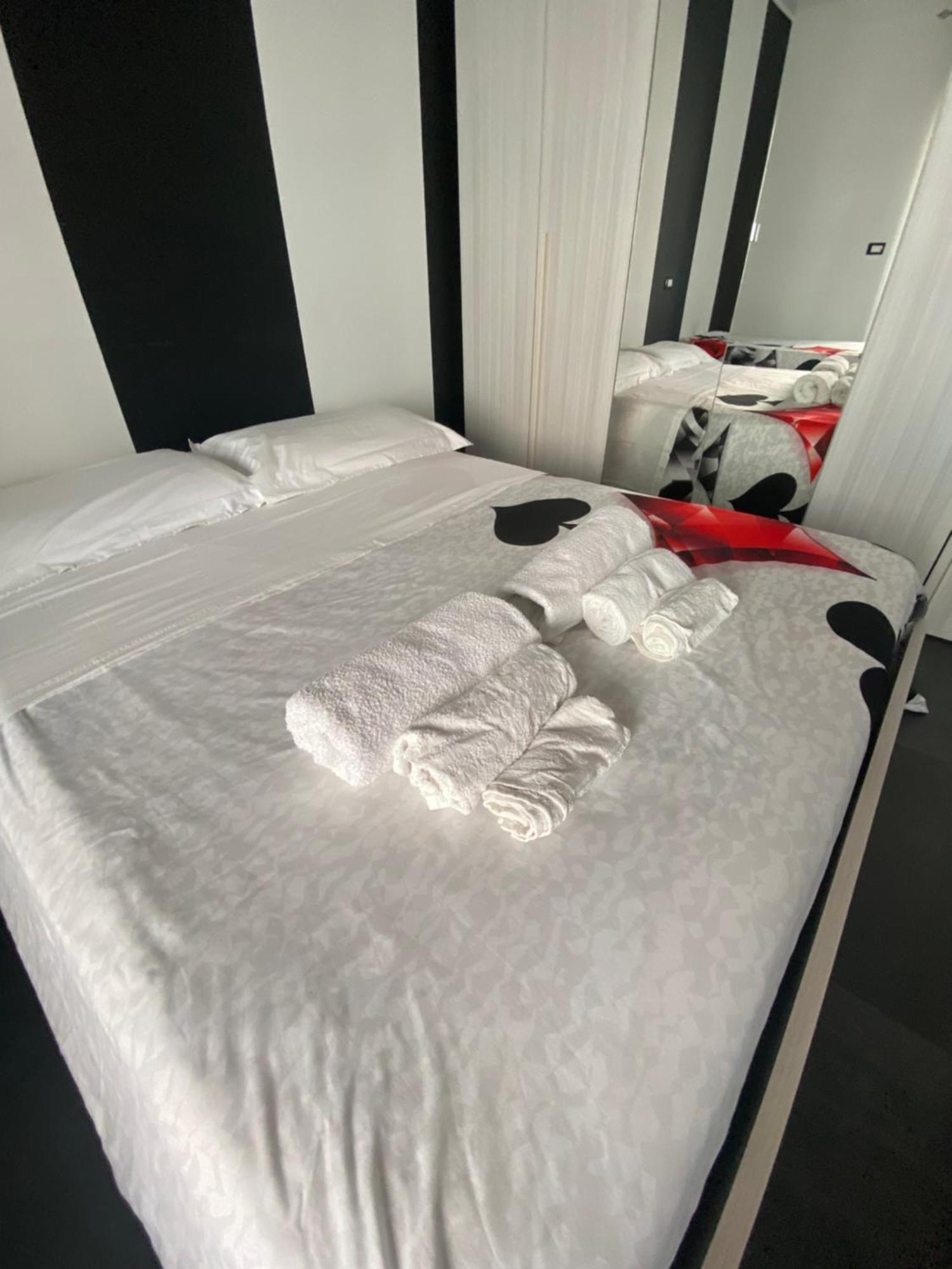 Iris Room Monopoli Luaran gambar